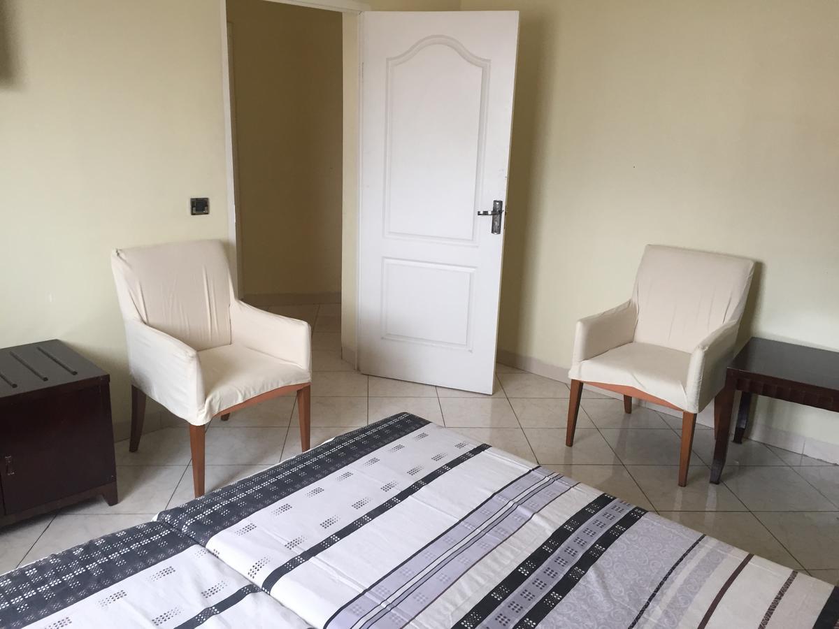 White Palace Hotel Антананариву Екстериор снимка